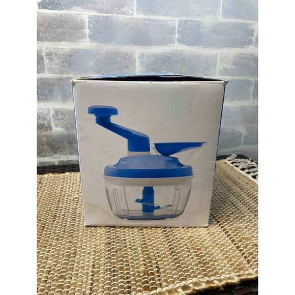 Tupperware Quick Chef Pro System Manual Food Processor, Chop, Mix, Whisk, Seal - Picture 3 of 13